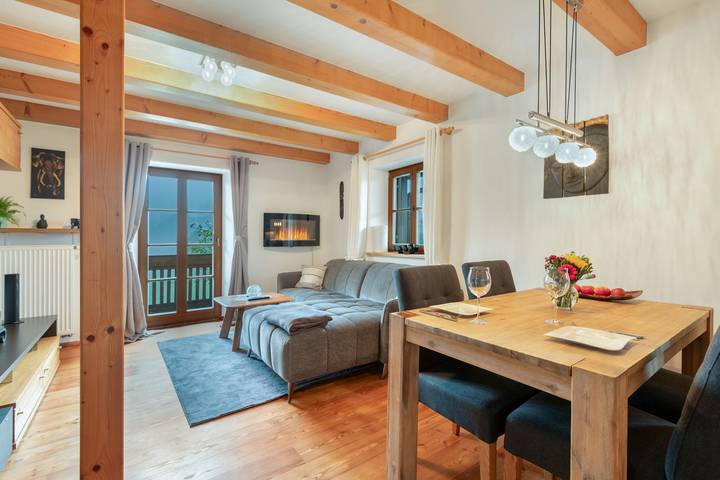 Ganze Wohnung, Gemütliche Wohnung in der Natur mit Balkon, Terrasse, Whirlpool in Deggendorf, Vorderer Bayerischer Wald