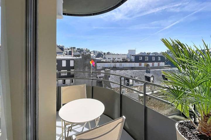 Location de vacances pour 2 personnes, avec balcon à Granville