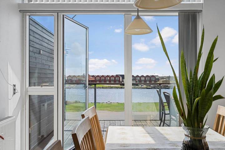 Ferienhaus für 4 Personen, mit Whirlpool und Balkon in Thorsminde