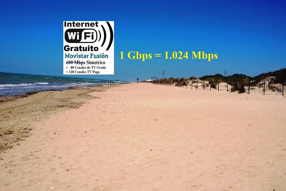 Chipiona Corner semi-detached house on the beachfront in Chipiona, Costa de la Luz
