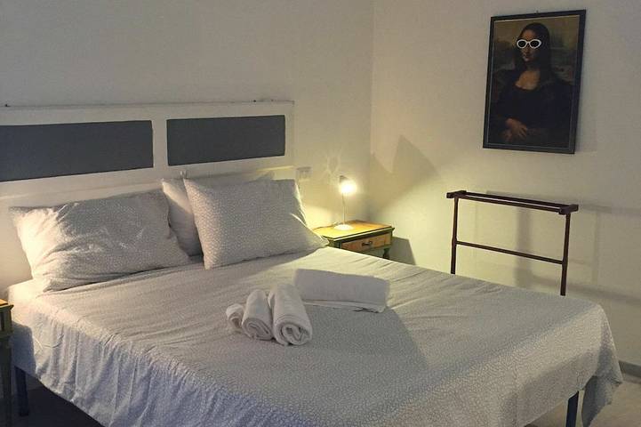 Entire apartment, Nice apartment for 4 people with Wifi, A/C, Tv, patio and panoramic view in Todi, Perugia Province