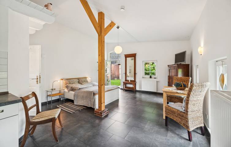 Ganze Ferienwohnung, Wingst-Flucht: Terrassenwohnung mit Parkplatz in Wingst, Cuxland