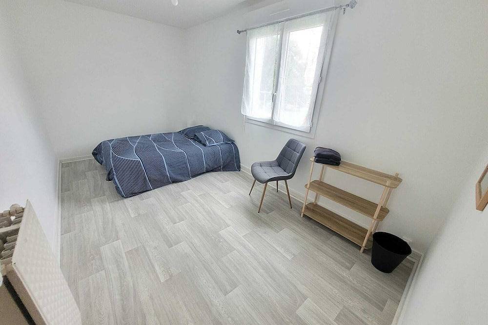 Entire apartment, Cosy T3 Avec 2 Chambres in Brest, Brest region