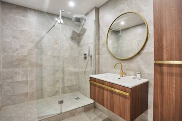 Holiday Rental for 6 People in Paris, Ile de France, Photo 3