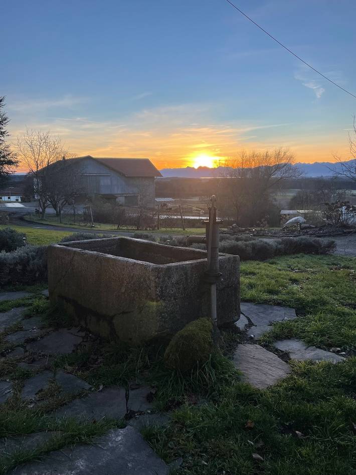 Ferienhaus 'Farmhouse Loft' mit Seeblick, Gemeinschaftsterrasse und Wlan in Pittenhart, Chiemsee