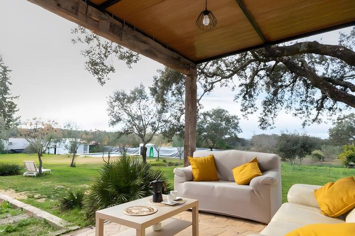 Maison de vacances pour 8 personnes, avec Balcon ainsi que Jardin et Vue sur le lac dans la Province de Séville