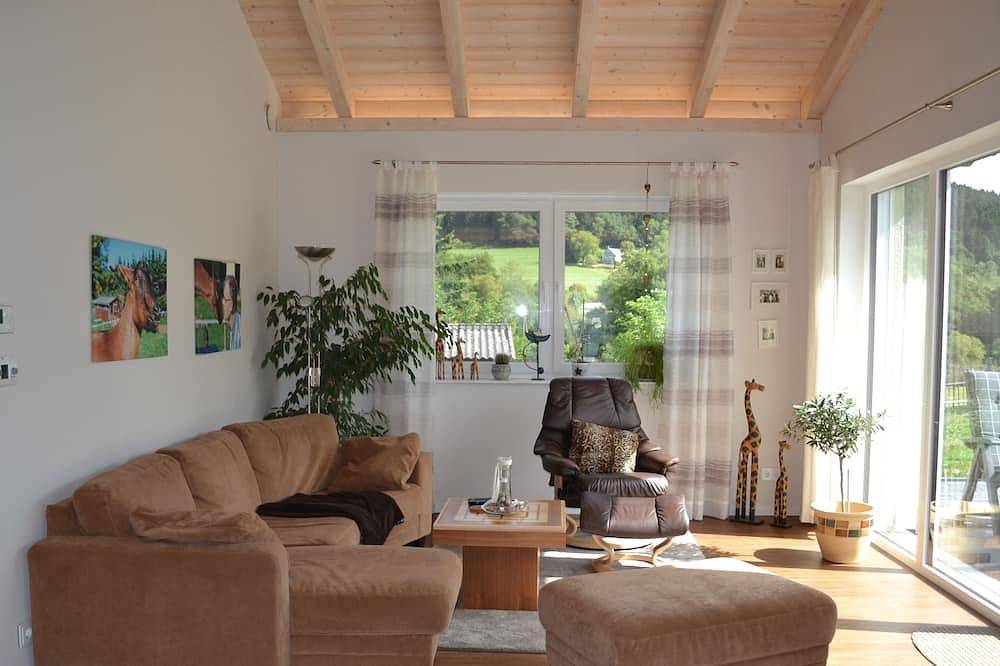 Exklusiver Bungalow Ooser Tälchen, komplett eingezäunt, Urlaub mit Hund 🐕 in Gerolstein, Vulkaneifel