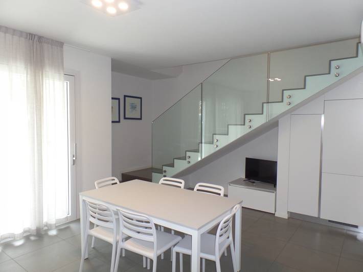 Villa pour 9 personnes, avec Terrasse et Jardin à Bibione