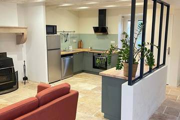 Location de vacances pour 3 personnes, avec jacuzzi et piscine à Saint-Bénigne