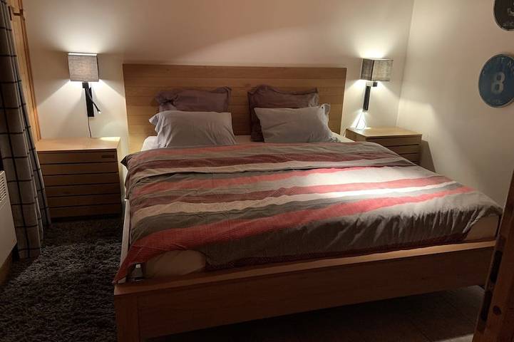 Gîte pour 8 personnes, avec terrasse à Vacheresse - 2