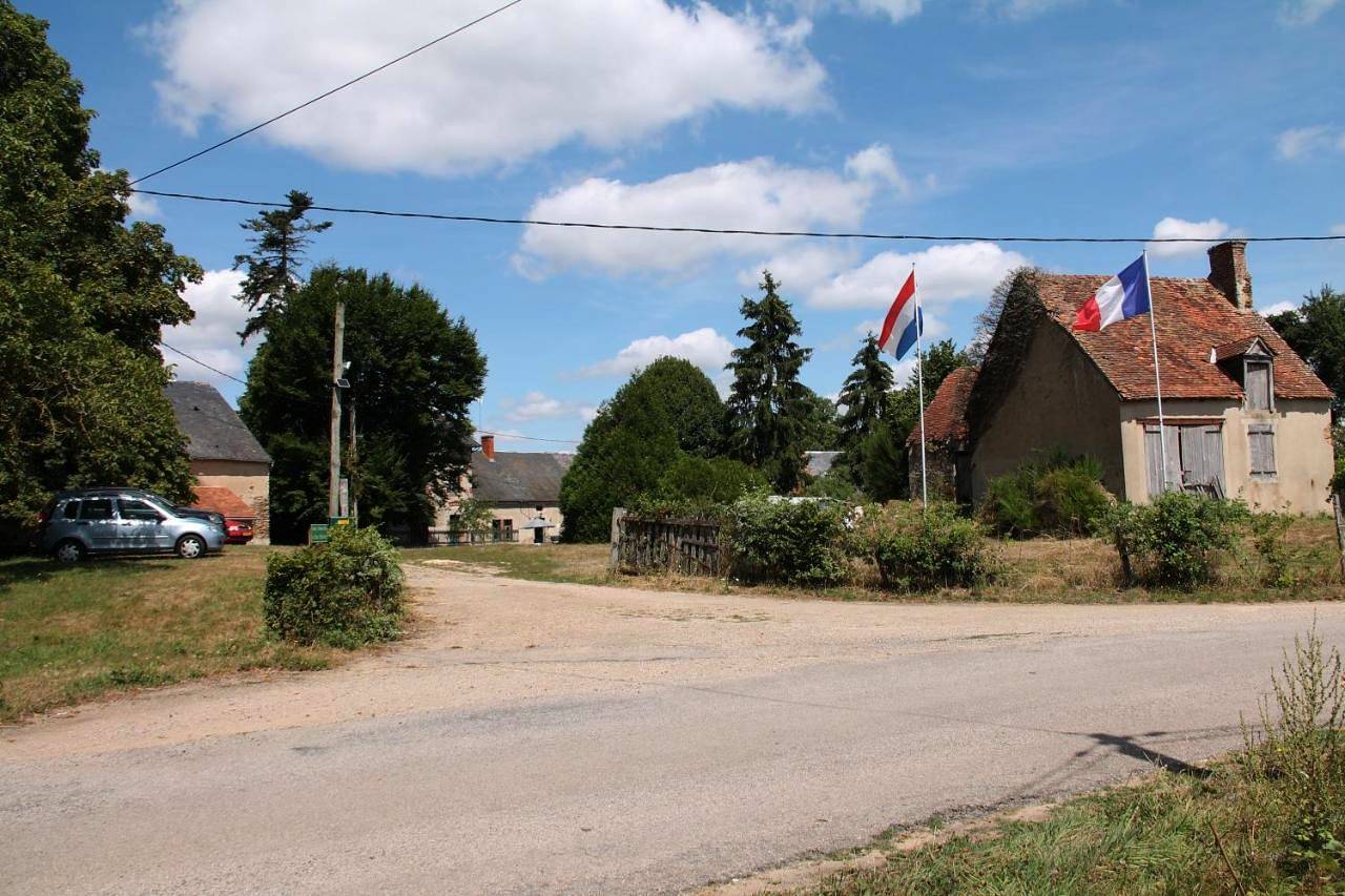 La Cour d'Enchère in Saint-Palais (Allier), Région de Montluçon