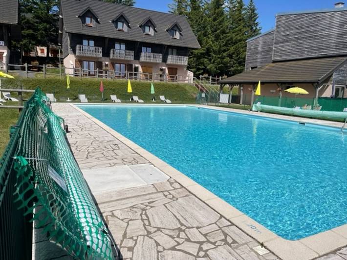 Location de vacances pour 6 personnes, avec Balcon et Piscine dans Lac des Hermines