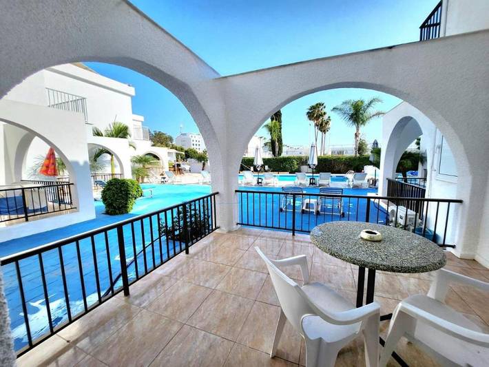 Ferienhaus für 2 Personen, mit Ausblick und Garten sowie Pool und Terrasse in Ayia Napa - 4