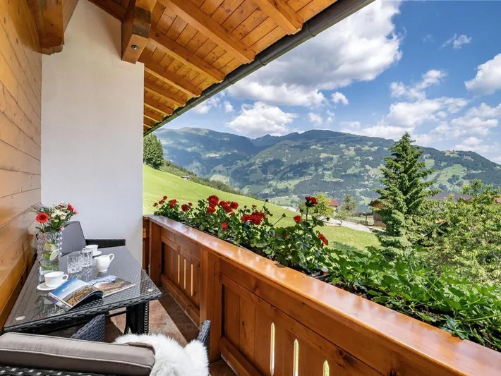 Ferienwohnung für 4 Personen, mit Ausblick und Terrasse - 1