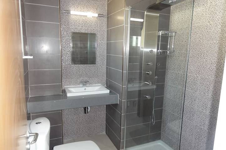 Superb 5* Sea View Luxury Villa,Private Pool in Central Protaras with Free WIFI in Protaras, Chipre Sur