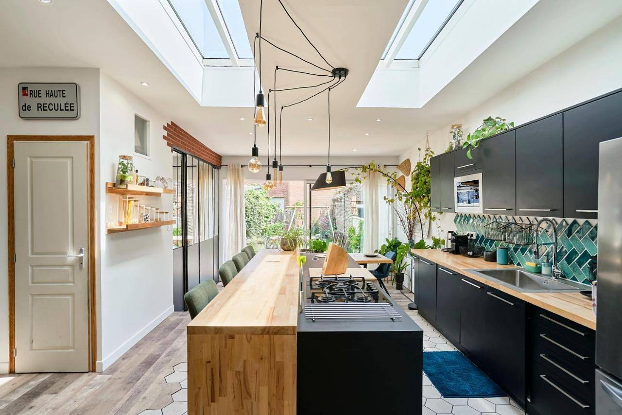 Appartement entier, Three-Bedroom Home in Mons-en-Barœul, Région de Lille