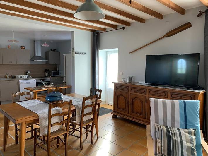 Location de vacances pour 6 personnes, avec jardin dans Varouville