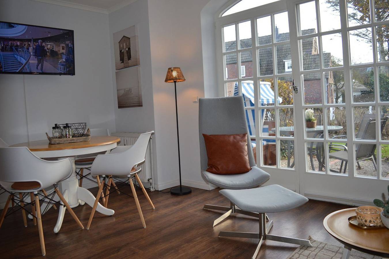 Ganze Wohnung, Moderne 3-Zimmerwohnung mit Süd-Terrasse und Strandkorb in Westerland in Westerland, Sylt (Gemeinde)