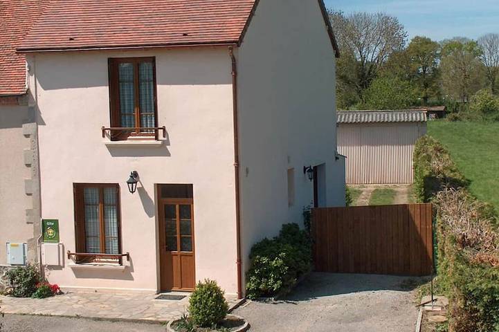 Gîte pour 4 personnes, avec Jardin et Piscine