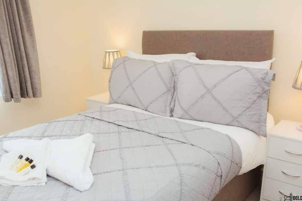 Entire apartment, White Jasmine in Stroud in Stroud, Gloucestershire