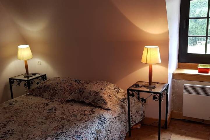 Location de vacances pour 6 personnes, avec jardin et terrasse, animaux acceptés à Plazac - 2