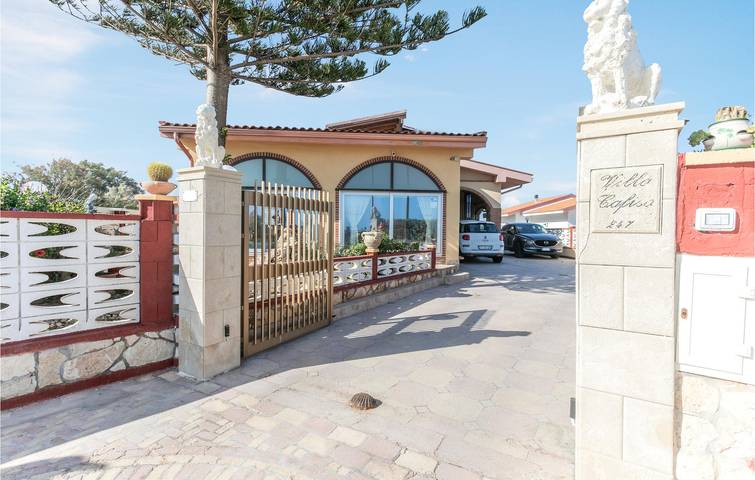 Apt de 110m2 avec vue sur la mer et parking, 200m de B Asilico in Santa Maria del Focallo, Ispica