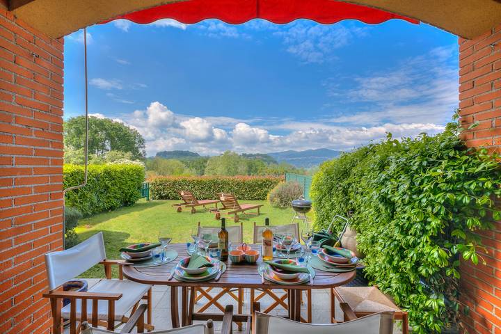 Ferienhaus für 6 Personen, mit Balkon und Seeblick, kinderfreundlich am Lago Maggiore