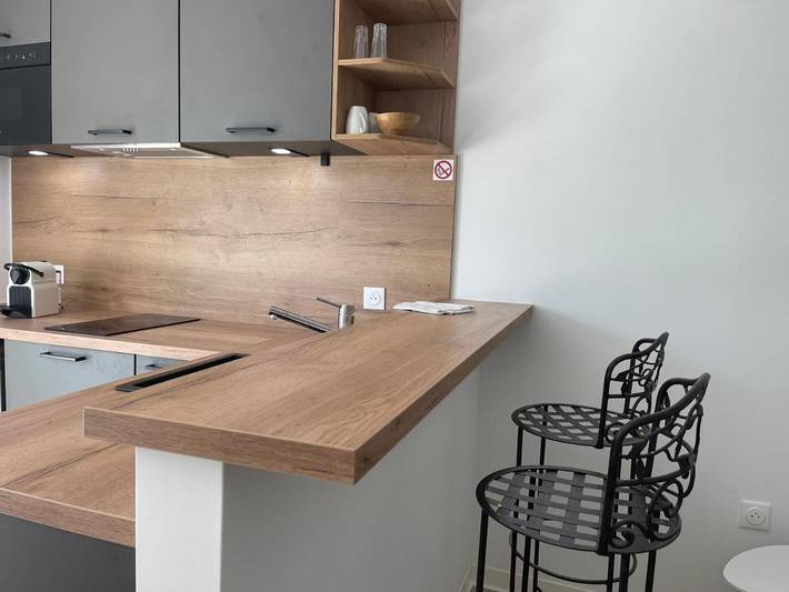 Gîte pour 2 personnes, avec terrasse et piscine ainsi que jardin et vue à Saint-André-d'Allas - 3