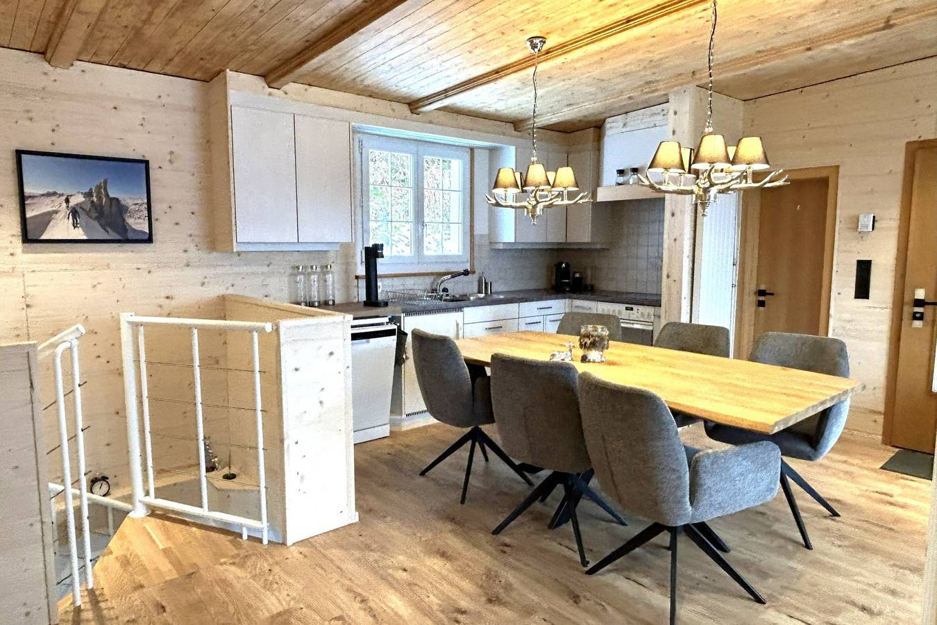 Ganze Ferienwohnung, Chalet Waldhüsli (Charmingstay) - 4.5-Zimmer-Chalet in Quarten, Churer Rheintal