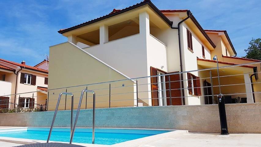 Ferienhaus für 10 Personen, mit Garten und Terrasse in Banjole