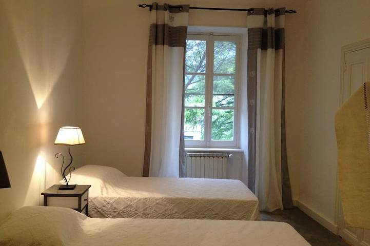 Location de vacances pour 12 personnes, avec jardin, animaux acceptés à Montségur-sur-Lauzon - 2