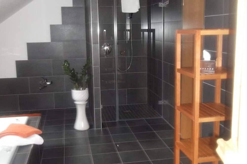Ganze Wohnung, Ruhige und gemütliche Ferienwohnung im Herzen von Piesport in Piesport, Bernkastel-Kues & Umgebung