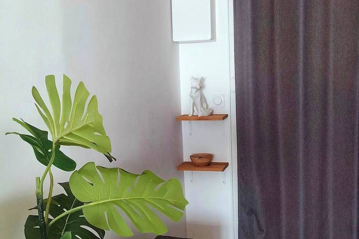 Gîte pour 2 personnes, avec jardin dans Plage Du Rayolet - 4