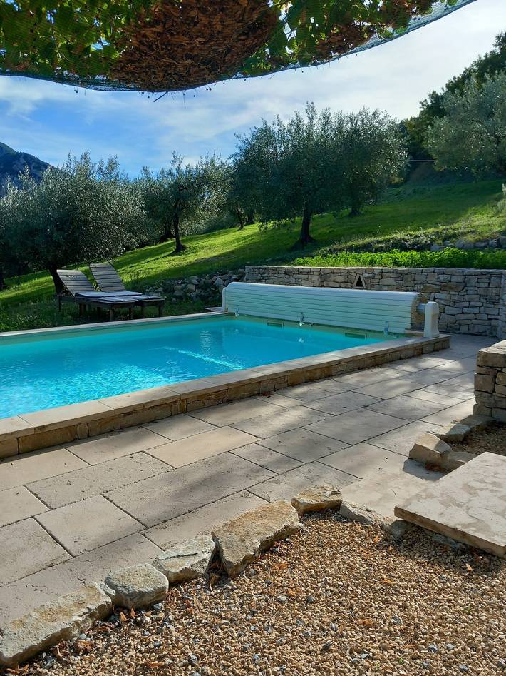Gîte de Maric: Among Olive Trees with Pool, Stunning Mountain Views in Aubres, Nyons region