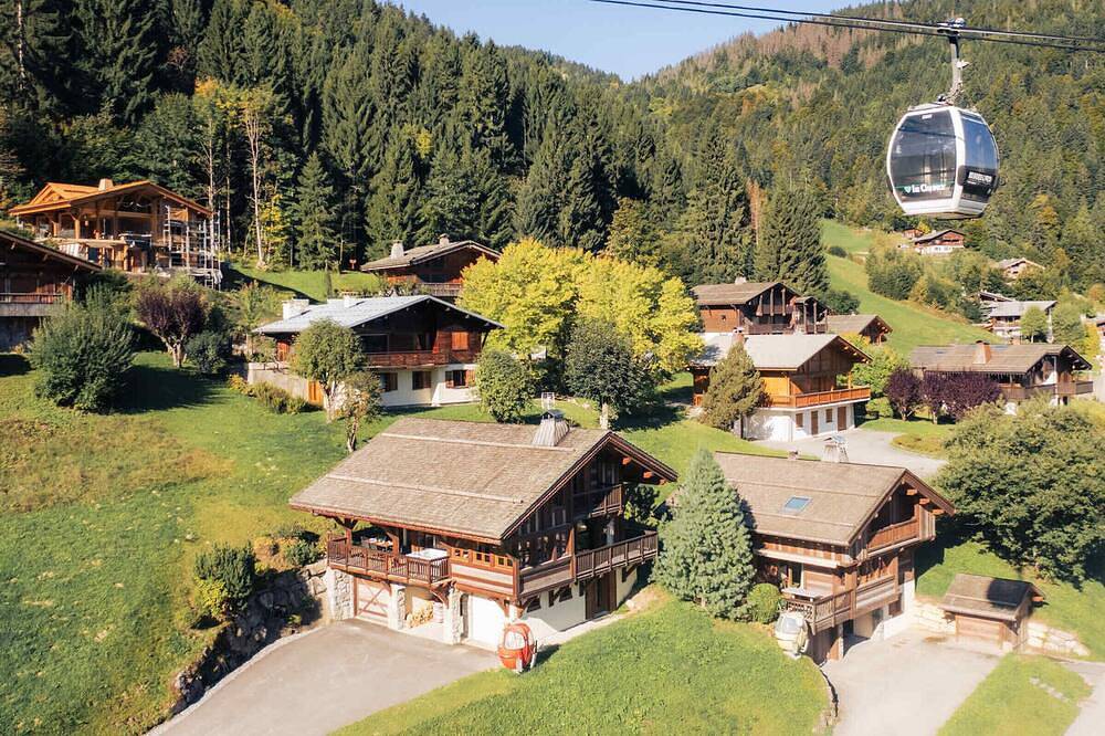 Chalet 5* moderne, proche pistes, garage, Wifi in La Clusaz, Région d'Annecy