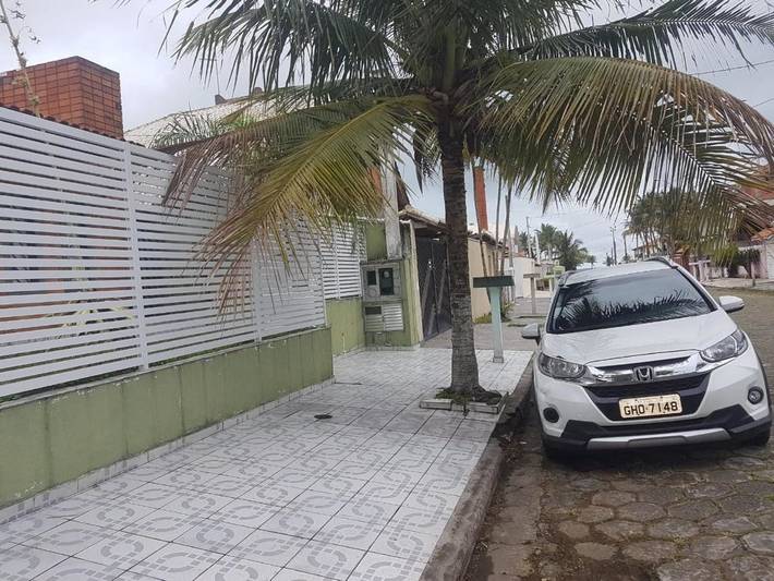 Casas e apartamentos de temporada para 11 pessoas, com terraço e jardim e ainda vista, com animais de estimação em Peruíbe