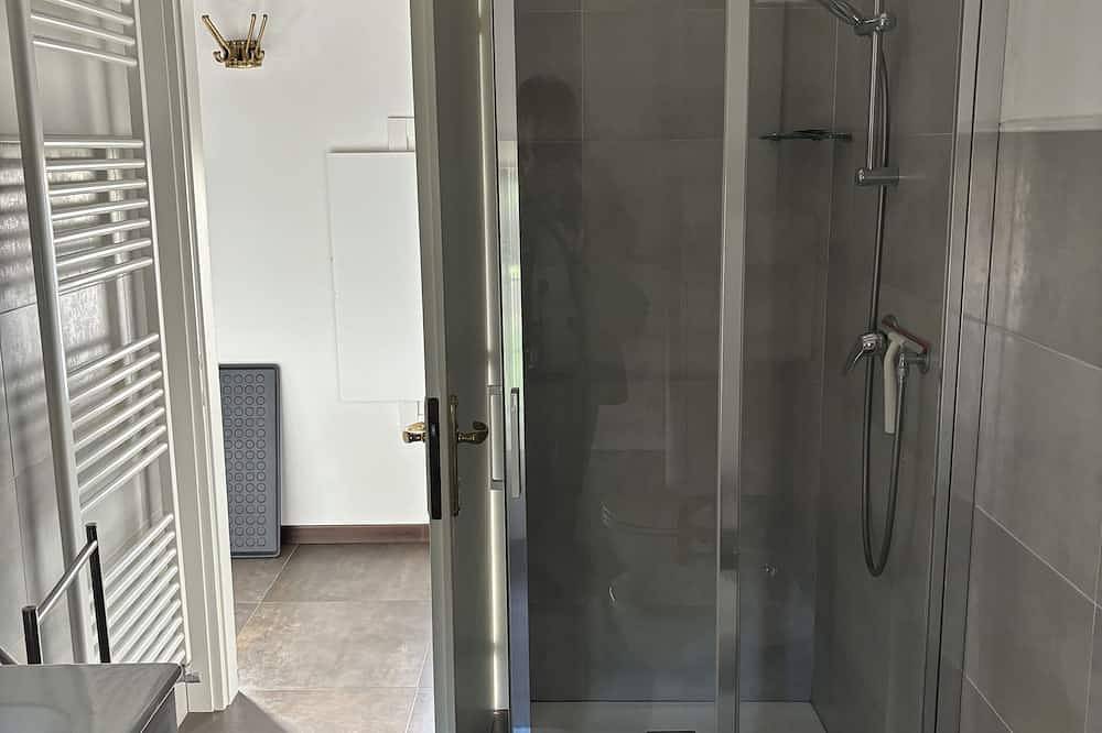 Appartement entier, Alla Vigna apartment inside a historic villa with private parking space in Bassano del Grappa, Province de Vicenza