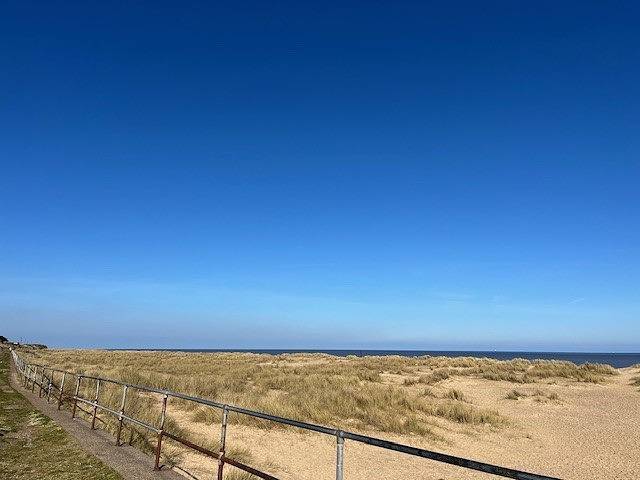 3-Bed Seaside Holiday Home & Parking in Caister-on-Sea, Great Yarmouth