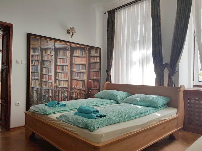 Appartement de vacances pour 4 personnes, avec jacuzzi ainsi que sauna et jardin