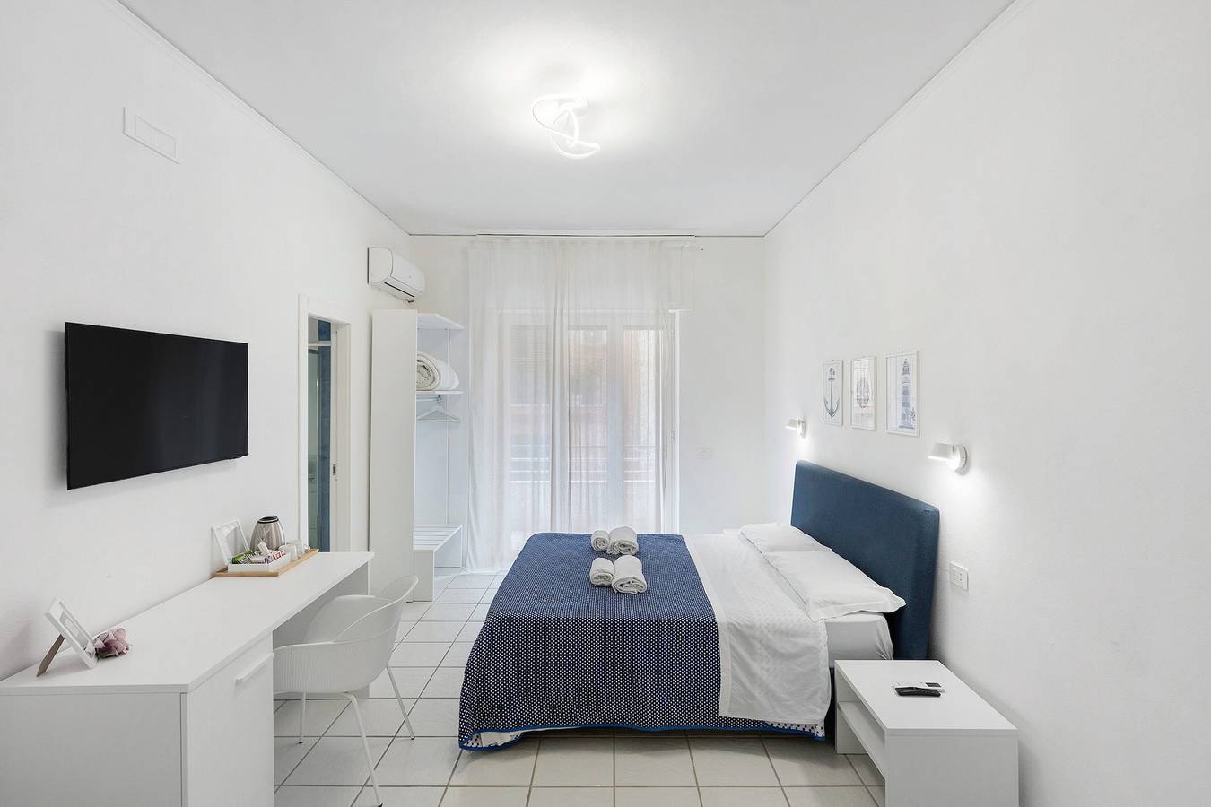 La Vesuviana – Superior Zimmer 3 mit Balkon, Wlan und Klimaanlage in Castellammare di Stabia, Sorrento Coast