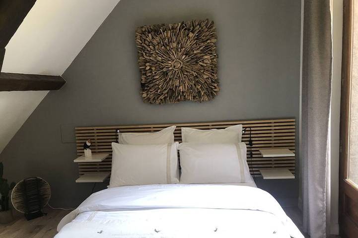 Chambre d’hôte pour 3 personnes, avec jardin et piscine à Chaumont-sur-Tharonne - 3