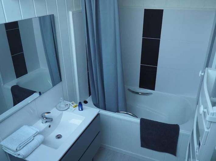 Location de vacances pour 12 personnes, avec jardin, animaux acceptés à Les Mazures - 4