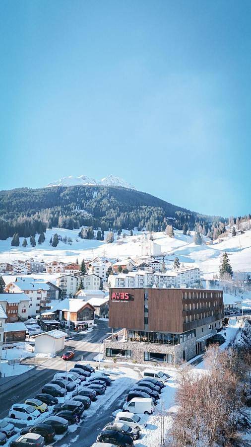 Hotel voor 4 personen, with Balkon and Terras as well as Sauna and Uitzicht in Savognin