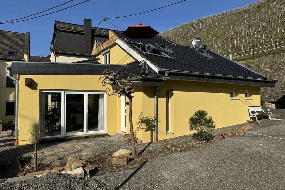 Entire apartment, Holiday on the Moselle in the Weinberg holiday apartment in Zell (Moselle) in Merl, Zell (Mosel)