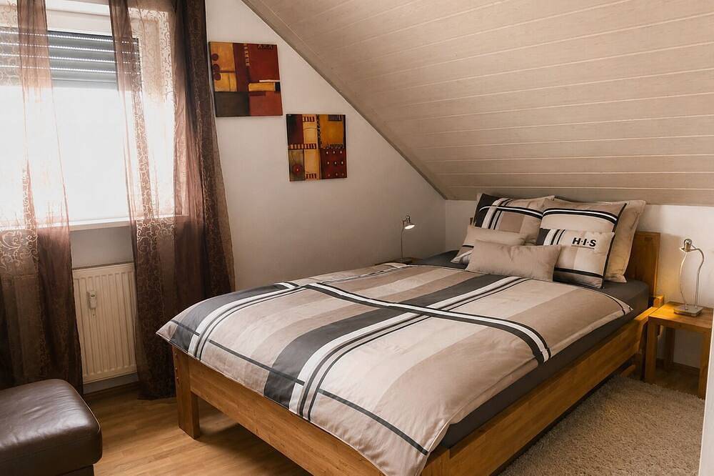 Ganze Wohnung, Ferienwohnung Döllinger nähe Messe Nürnberg in Schwabach, Frankenalb