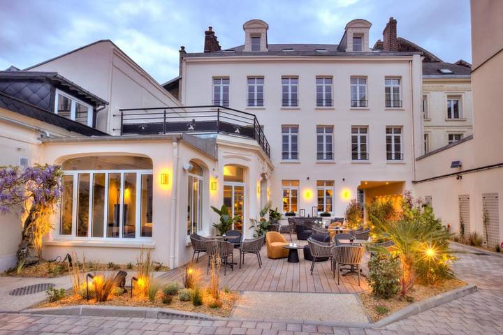 Hôtel pour 2 personnes, avec terrasse et piscine