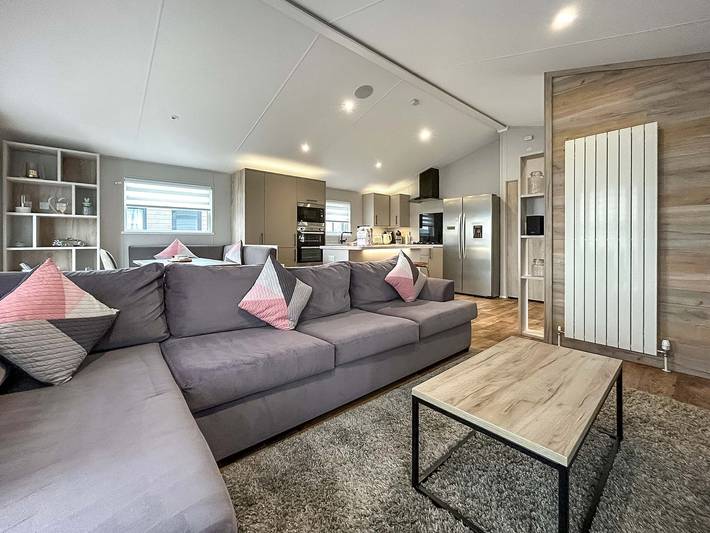 Mapleton Elite in Inverclyde