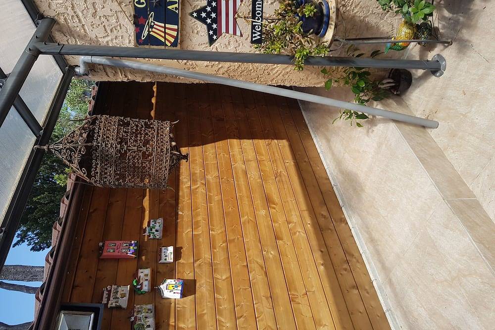 Haven of peace and serenity in Le Muy, Draguignan region