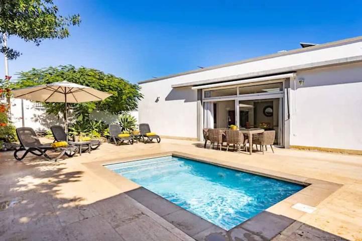 Villa für 6 Personen, mit Terrasse und Whirlpool in Teneriffa Süd