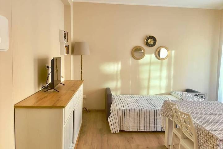 Appartamento intero, Casa Luciana a 3 minuti a piedi dal Santuario in San Giovanni Rotondo, Gargano